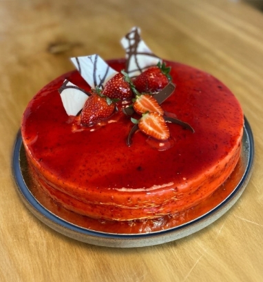 torta rouge chanpagne